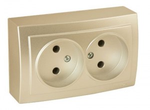 483